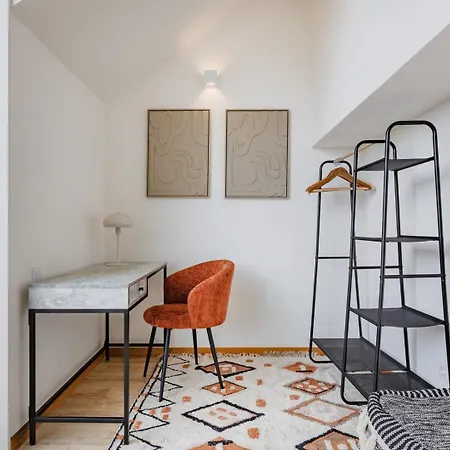 Saldanha Boho Duplex شقة بورتو